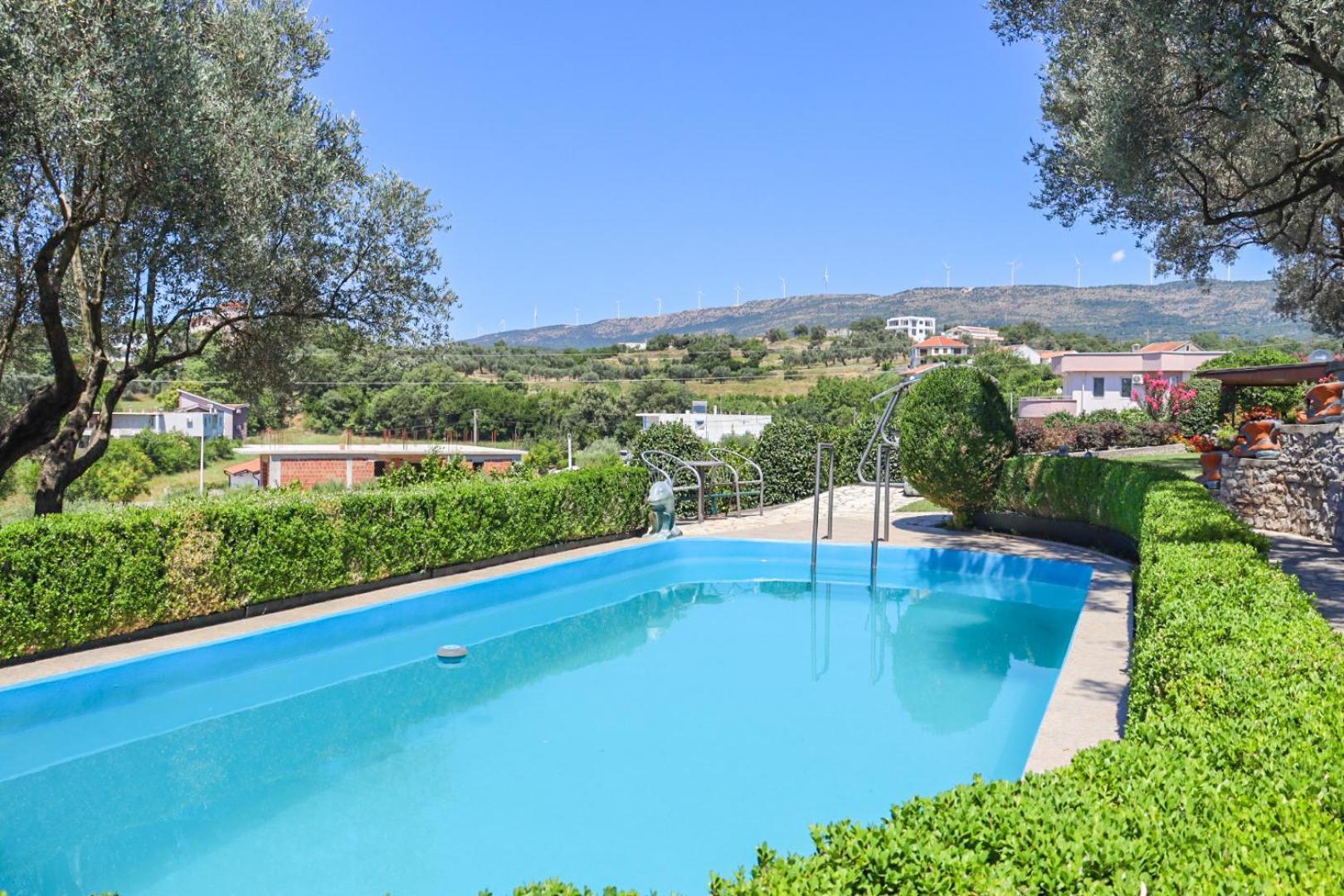 Hilja's Oliven Garden Bungalows Ulcinj Exteriör bild
